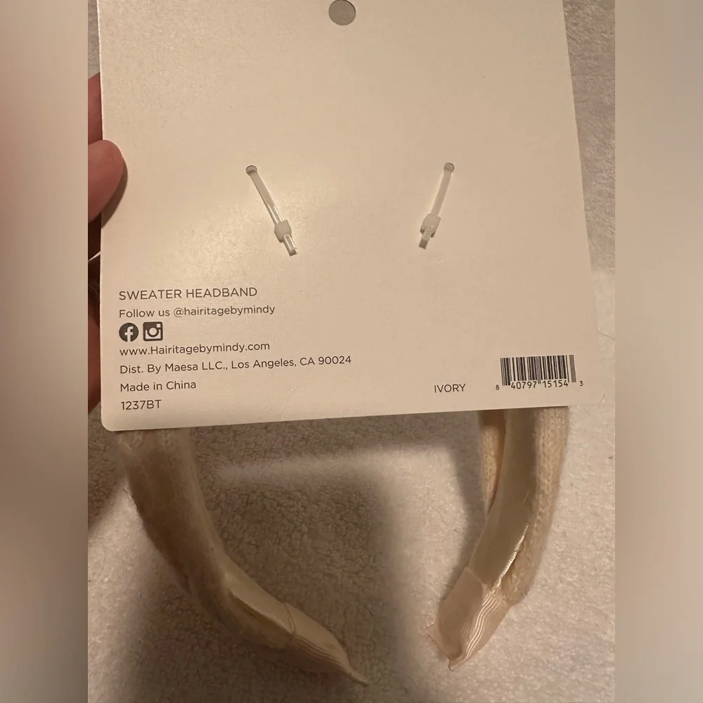 NWT-Hairitage Sweater‎ Headband – Ivory